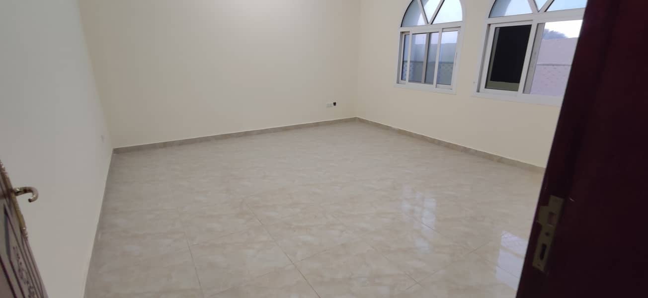 Very nice 3 Bedroom majlis in villa at ground floor at Al shamkha
