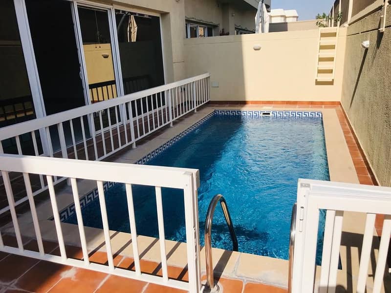 Good quality 5 bedroom villa with pvt pool/pvt garden jumeirah 1