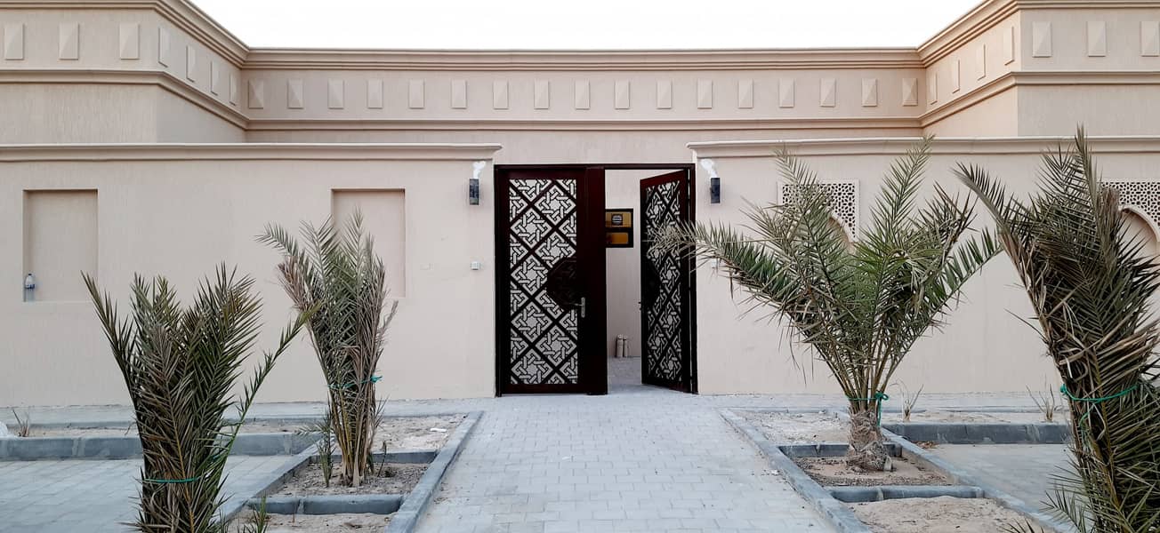 MOLHAQ WITH SEPARATE ENTRANCE 3 BEDROOMS HALL , MAIDS ROOM AT  MBZ CITY.