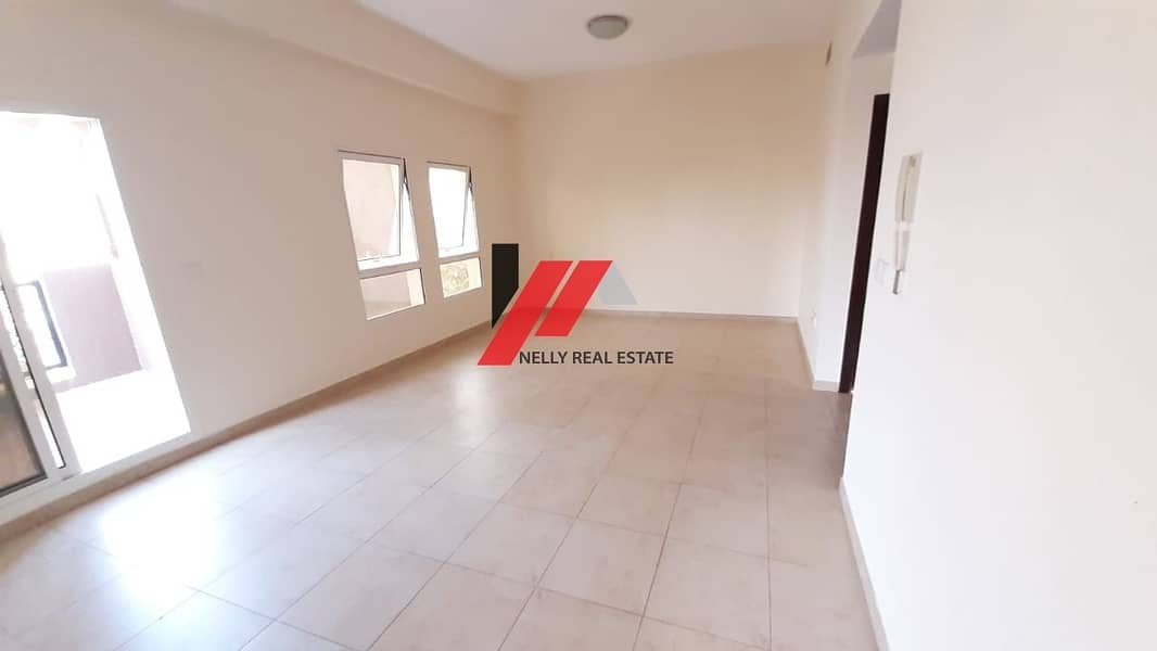 1Bed Apt with Close Kitchen and Terrace