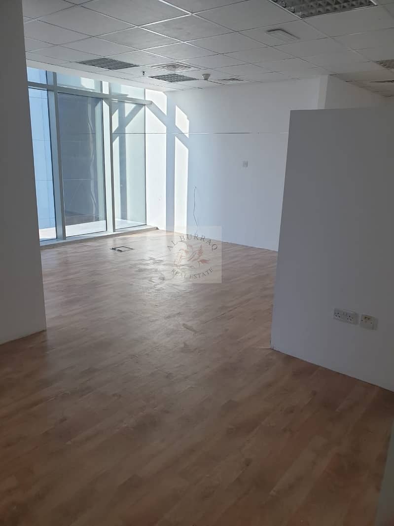 SPACIOUS OFFICE FOR RENT IN BUSINESS BAY