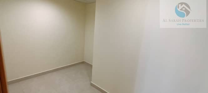 3 BHK Unfurnished | High Floor | Near DMCC Metro | Maids or Study Room | Pool | Gym | Parking 3 BHK Unfurnished | High Floor | Near DMCC Metro | Maids or Study Room | Pool | Gym | Parking