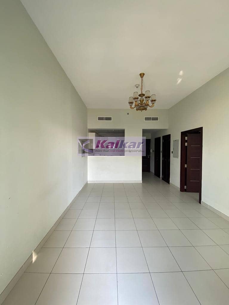 3 Glitz 2 - Spacious 1 Bedroom with 1.5 bath and a big balcony - AED. 40 K