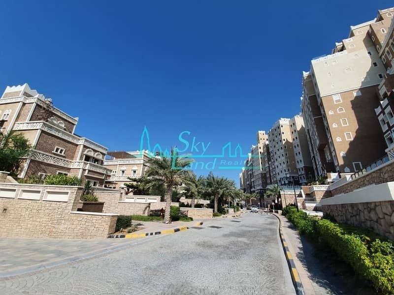 Balqis Residence - Brand New 2BHK with Terrace Access