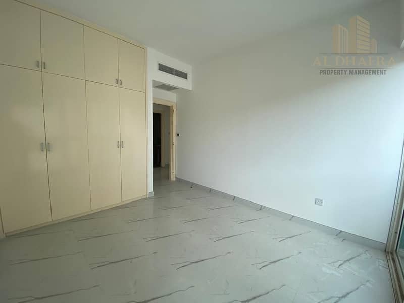 24 Family 4BHK | Direct from Owner | Corniche