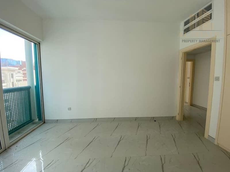 30 Family 4BHK | Direct from Owner | Corniche