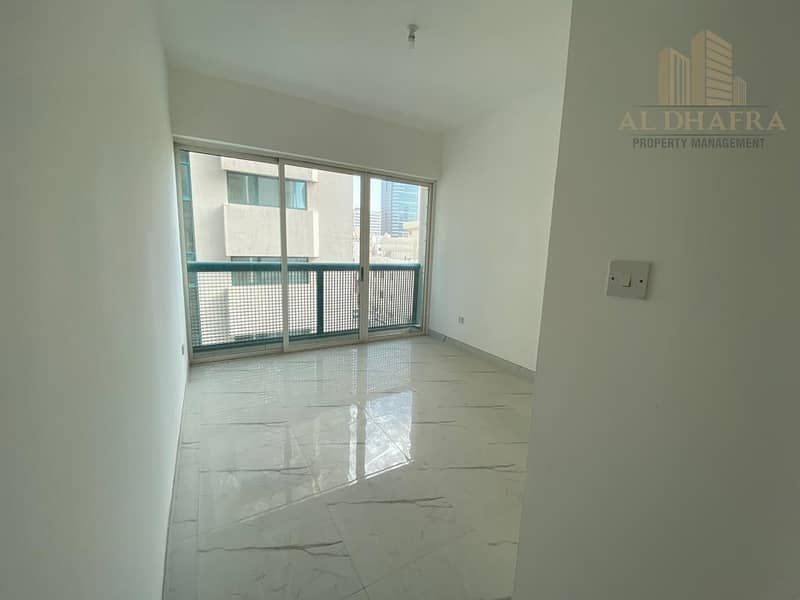 54 Family 4BHK | Direct from Owner | Corniche