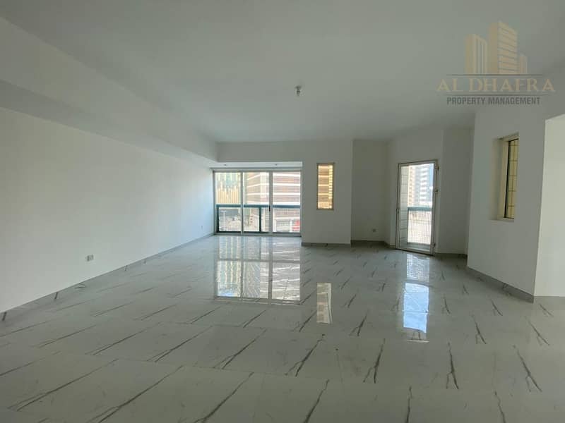 71 Family 4BHK | Direct from Owner | Corniche