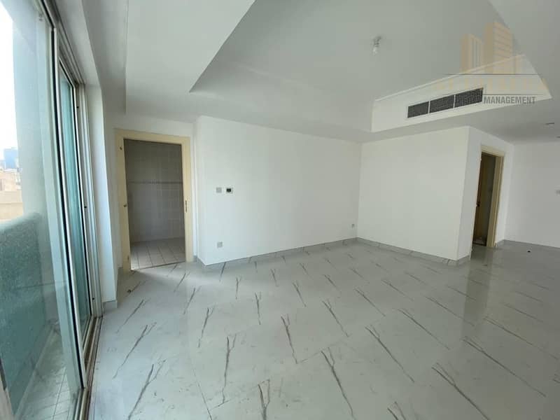 76 Family 4BHK | Direct from Owner | Corniche