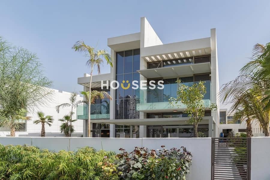 8 The Exquisite District One Villa  | World Class