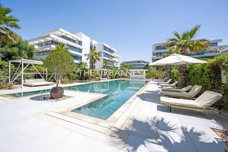 Ready to Move in Luxurious 2 Bed Apartment Ready to Move in Luxurious 2 Bed Apartment