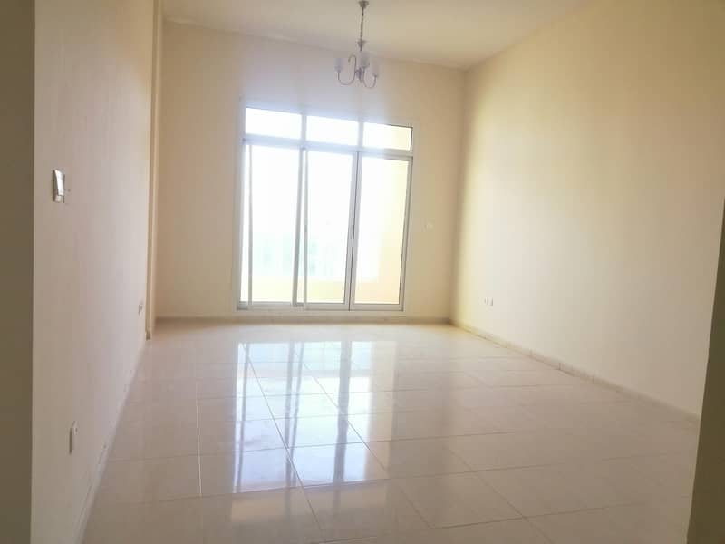 one month free new spacious 2bhk near to Q MALL only in 40k