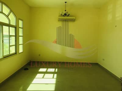 Exquisite with Living Room at Prime Location Exquisite with Living Room at Prime Location