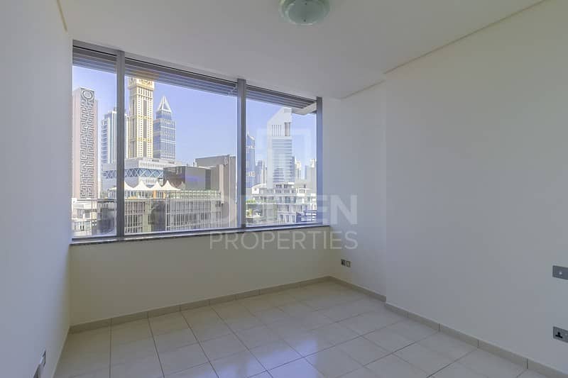 8 Lovely 1 Bed Apartment plus Laundry Room