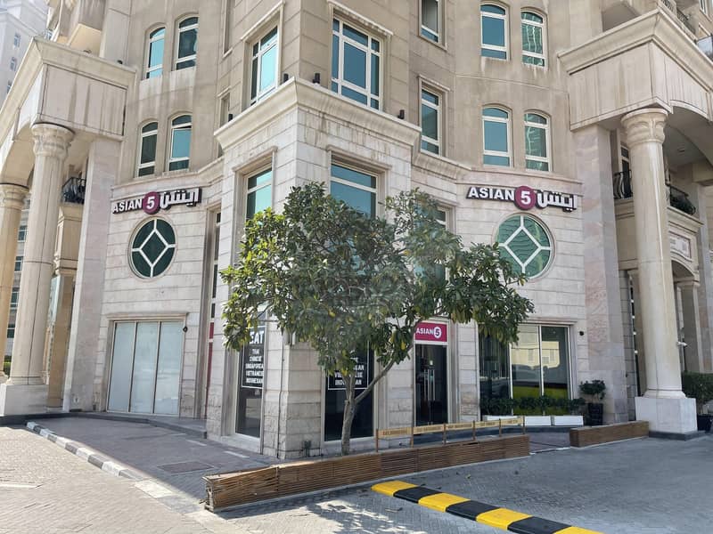 4 Shop For Resturant | Front of Dubai Mall  | Direct From Landlord