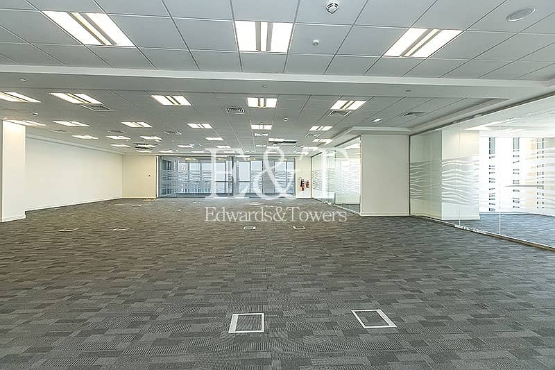 5 Fully Fitted Office for rent in Marina Plaza