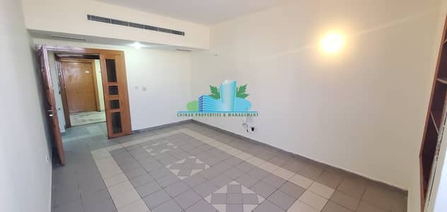 VERY FRESH & CLEAN 2 BHK with Maid-room |Great Locations VERY FRESH & CLEAN 2 BHK with Maid-room |Great Locations
