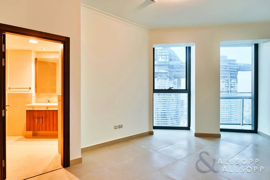 5 2 Beds | High Floor | Sea Views | Vacant