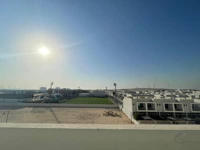 Fully Furnished Unit ! Limited time discounted prices! Fully Furnished Unit ! Limited time discounted prices!