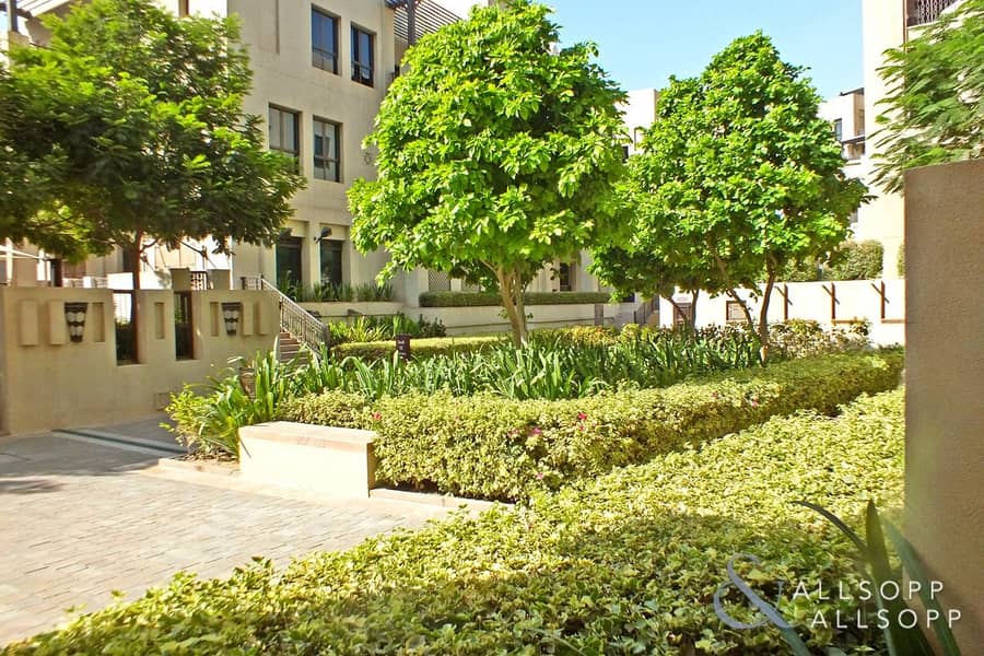 2 Bedrooms | Old Town Yansoon | Burj View