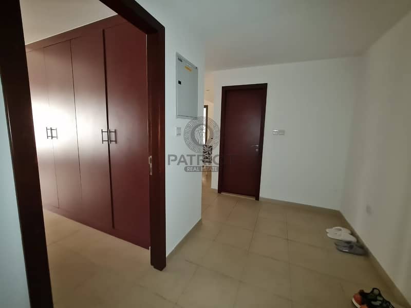 3 STUNNING BIG 1 BED APRT| FOR FAMILY WITH 2 BALCONIES