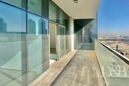 Vacant | Corner Unit | Bright and Spacious Vacant | Corner Unit | Bright and Spacious