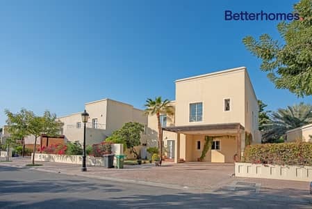4 Bedroom Villa for Rent in The Lakes, Dubai - 4 Bedrooms|Pool & Park view |Deema 3|lakes 4 Bedroom Villa for Rent in The Lakes, Dubai - 4 Bedrooms|Pool & Park view |Deema 3|lakes