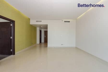 1 Bedroom Apartment for Rent in Business Bay, Dubai - Spacious One Bed| Balcony |Bright apartment 1 Bedroom Apartment for Rent in Business Bay, Dubai - Spacious One Bed| Balcony |Bright apartment