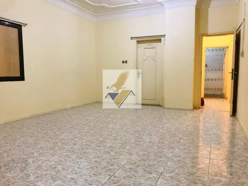 3 Huge Studio In a Villa Including Electricity & Water In Khalidiya 2700