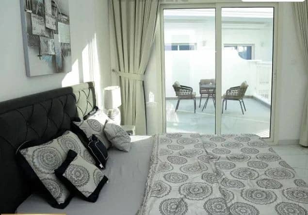 6 Luxurious 1 Bed /  Fully Furnished