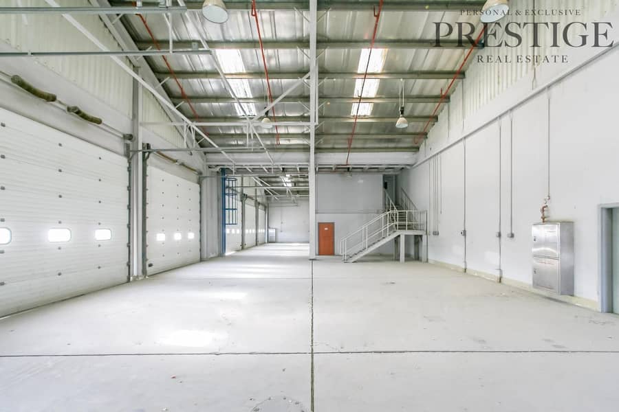 10 Multi use Commercial complex - Warehouse | Office's