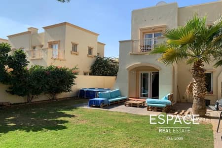 Available 18th March | Excellent Condition | Corner Unit Available 18th March | Excellent Condition | Corner Unit