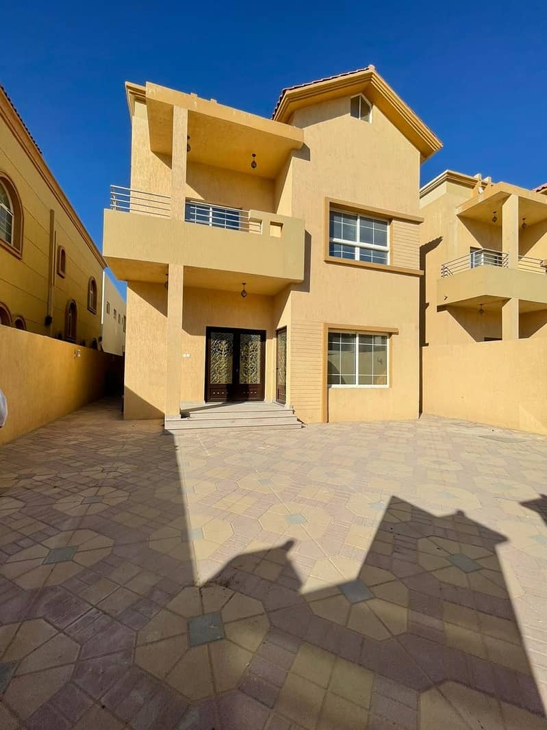 Вилла в Аль Мовайхат，Аль Мовайхат 1, 5 спален, 75000 AED - 4737843