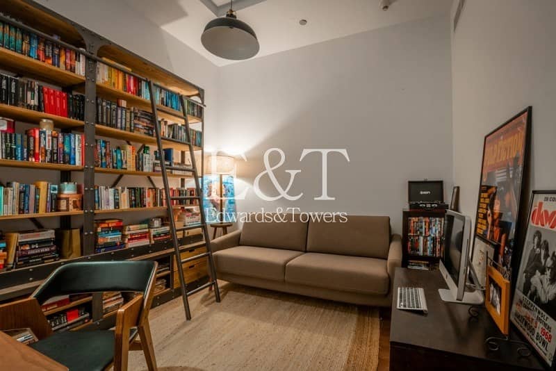 6 Large Terrace | 2 Beds + Study | VOT