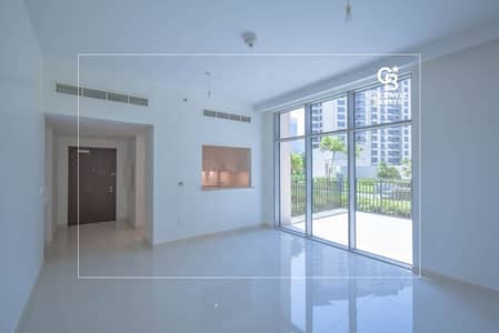 Podium Level Apartment with Terrace|Blvd Crescent|