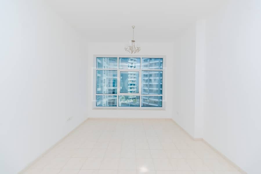 Exclusive|2 Bedroom|Vacant|Pool View Exclusive|2 Bedroom|Vacant|Pool View