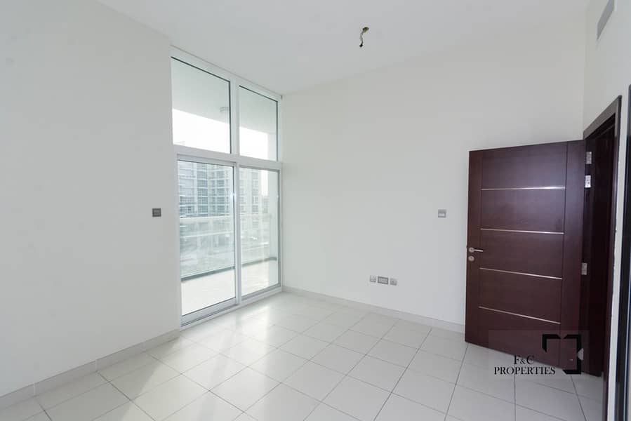 8 Full Garden View | Multiple Cheques | Mid Floor