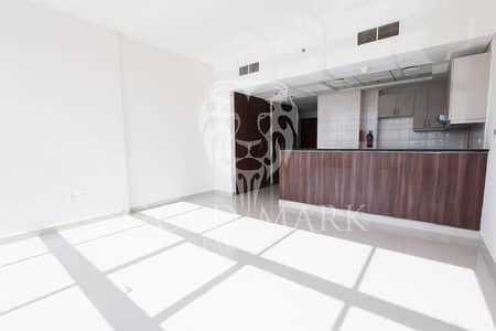 Vacant Spacious Studio Multiple cheques Must see Vacant Spacious Studio Multiple cheques Must see
