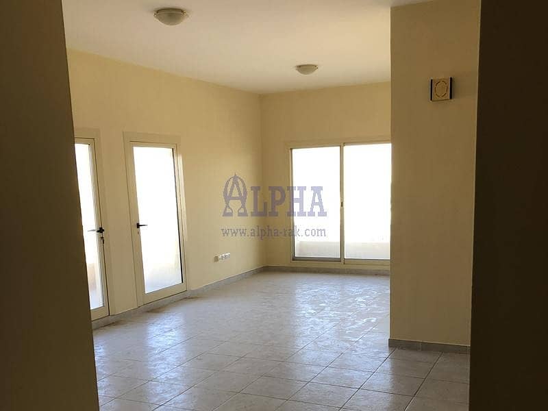 2 Spacious one bedroom apartment - GOLF APARTMENTS
