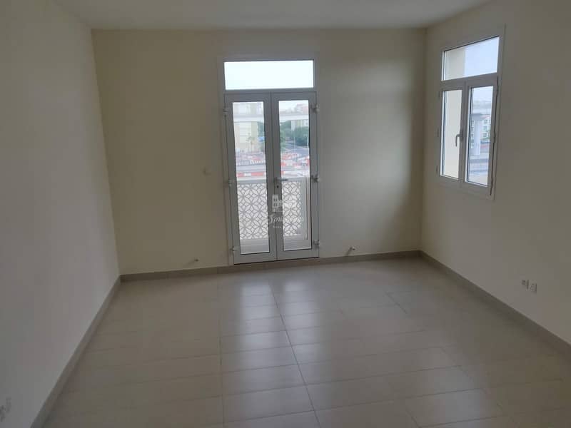 Huge dining/living area | 3bed+ Maids | Low priced