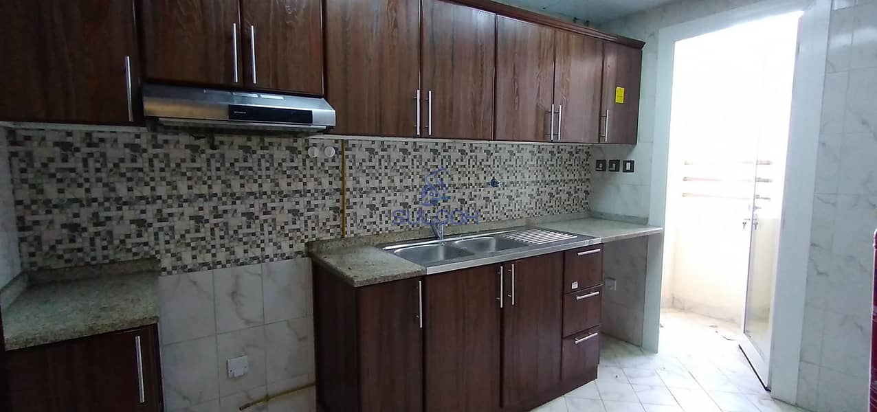 44 Huge One Bed Room Flat with two Bath Rooms