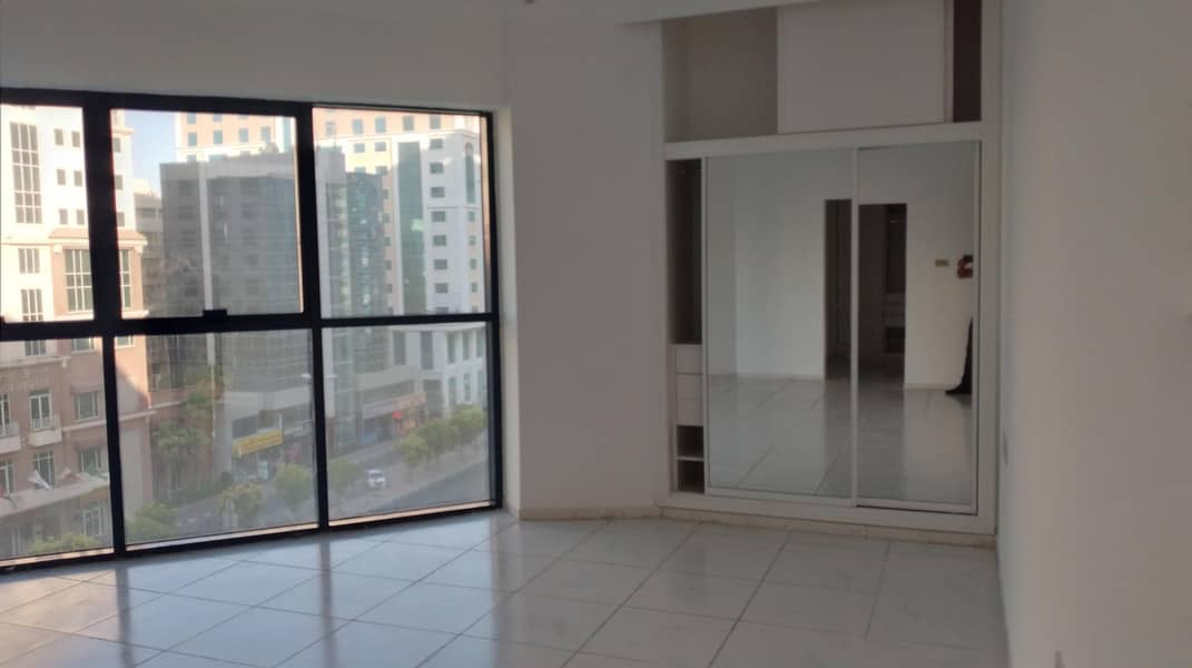 4 SPACIOUS 3BHK WITH 2 MONTHS FREE NO COMMISSION