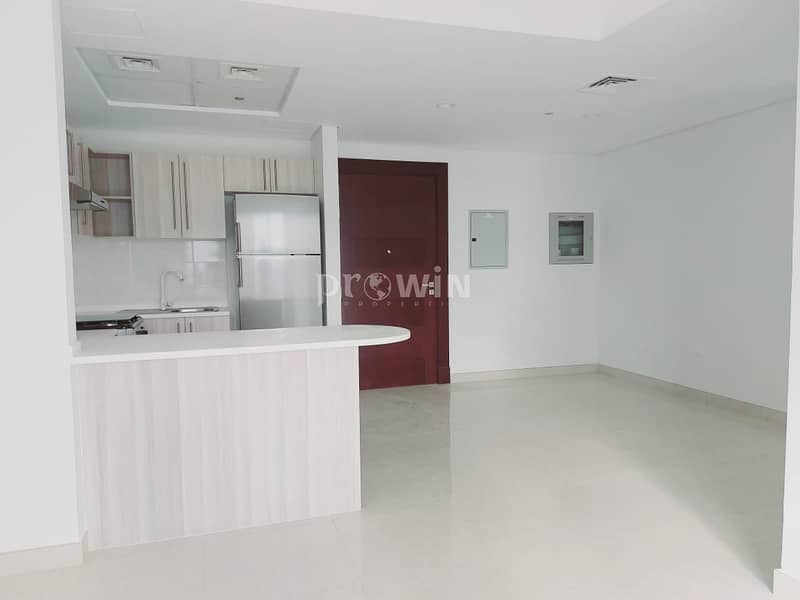 Amazing Unit | Best in Design & Architecture | Spacious 3 BR Apt For Sale !!! Amazing Unit | Best in Design & Architecture | Spacious 3 BR Apt For Sale !!!
