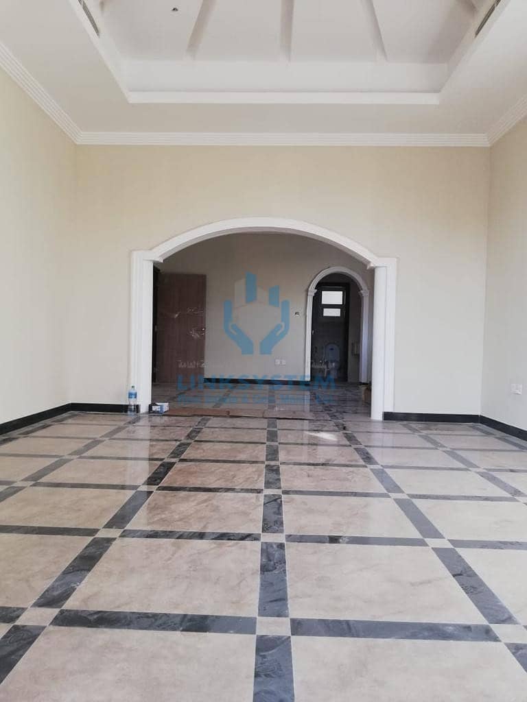8 Elegant Villa 5Bed in Al yash Al sharjah