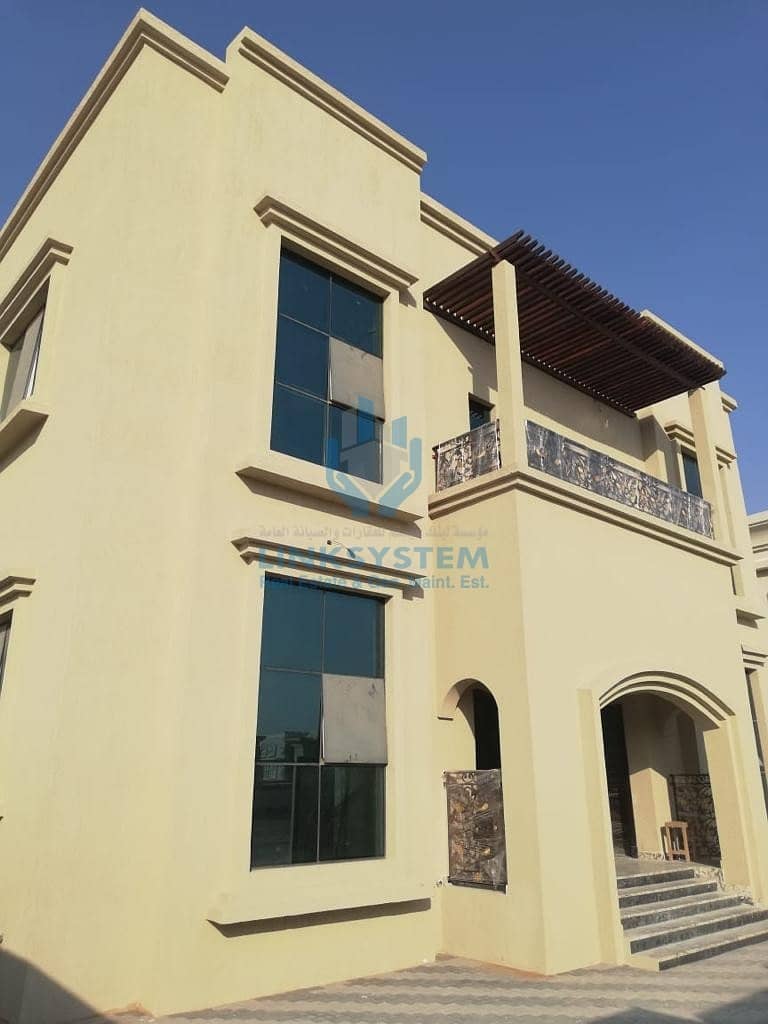 12 Elegant Villa 5Bed in Al yash Al sharjah