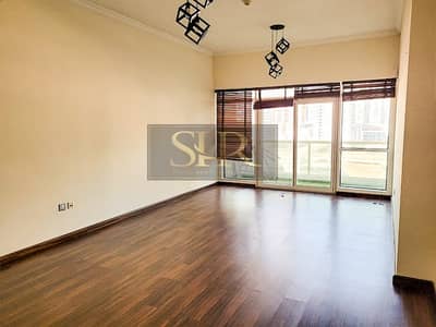 Pay in 4 CHQS Semi Furnished 1 BR front Metro Pay in 4 CHQS Semi Furnished 1 BR front Metro