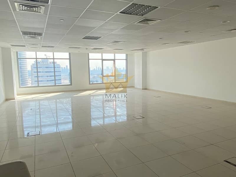 6 Fitted Spacious Office  with Pantry 2 Parking's Chiller Free