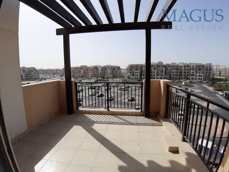 Community View | 5BR + M | Duplex Community View | 5BR + M | Duplex