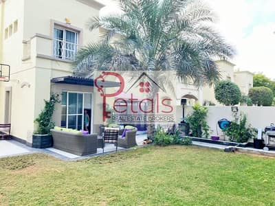 Immaculate Upgraded | Type 2E | Lake View Immaculate Upgraded | Type 2E | Lake View