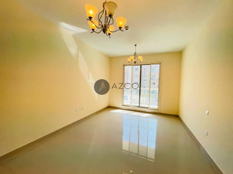 Pool View Studio| Huge Balcony| Kitchen Appliances